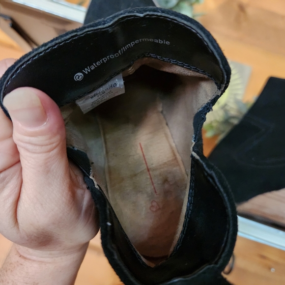 Blondo Irving Waterproof Black Suede Leather Wedge Heel Bootie Ankle Boot Sz 7.5